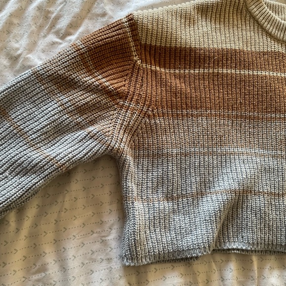 Garage boxy crop sweater - Picture 5 of 8